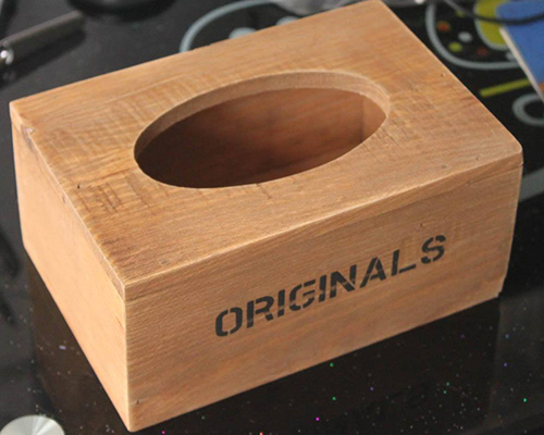 纸巾盒激光打标 纸巾盒激光打标