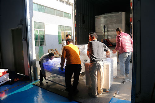 光纤激光打标机出货 光纤激光打标机出货