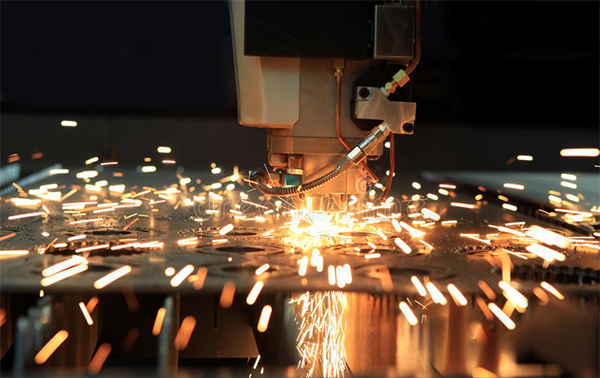 加工行业的快速发展，激光设备发展驶入快车道！-3